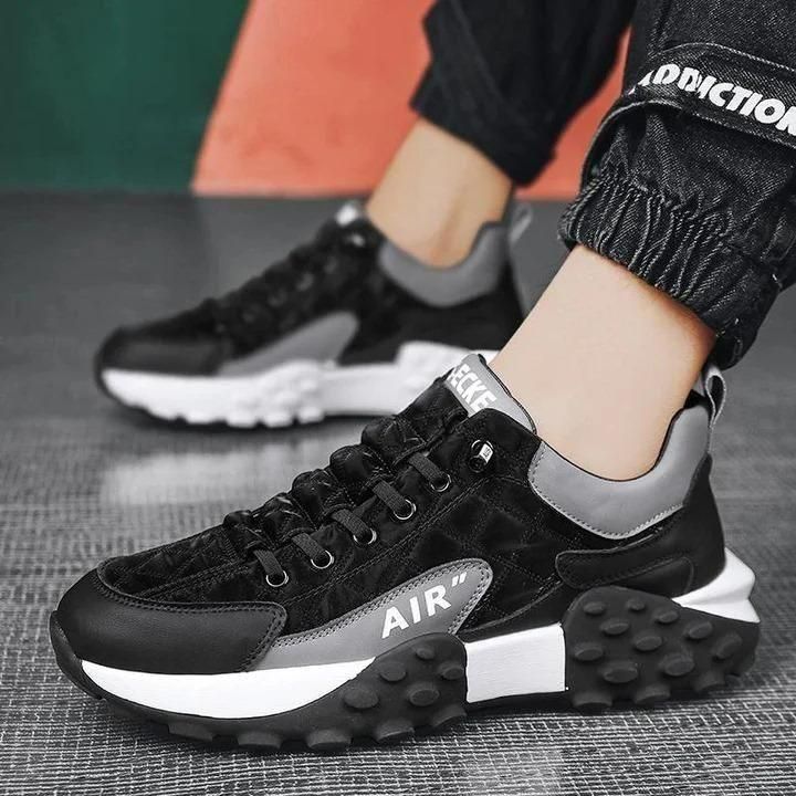 AIR Thick Base Sneaker